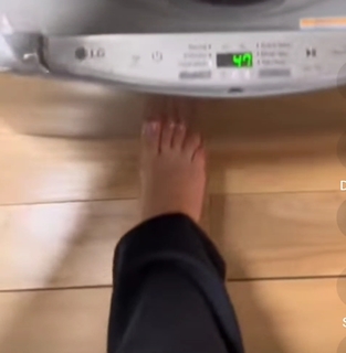 Melissa Maker feet photo 17
