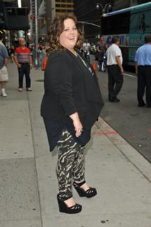 Melissa McCarthy feet photo thumbnail