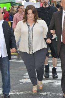 Melissa McCarthy feet photo thumbnail