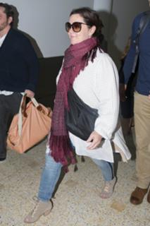 Melissa McCarthy feet photo thumbnail