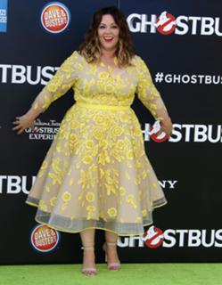 Melissa McCarthy feet photo thumbnail