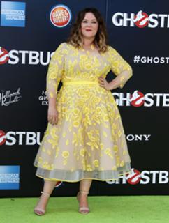 Melissa McCarthy feet photo thumbnail