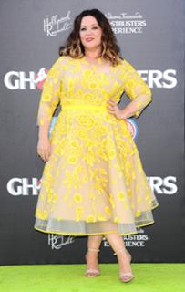 Melissa McCarthy feet photo thumbnail