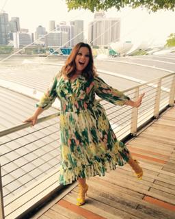 Melissa McCarthy feet photo thumbnail