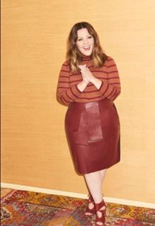 Melissa McCarthy feet photo thumbnail