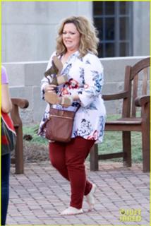 Melissa McCarthy feet photo thumbnail
