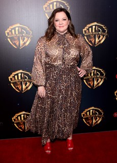 Melissa McCarthy feet photo thumbnail