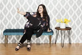 Melissa McCarthy feet photo thumbnail