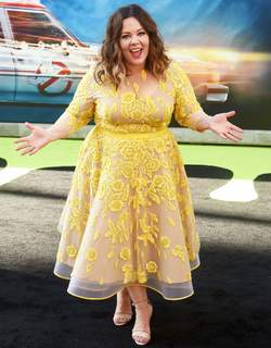 Melissa McCarthy feet photo thumbnail