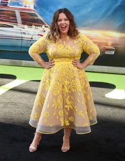 Melissa McCarthy feet photo thumbnail