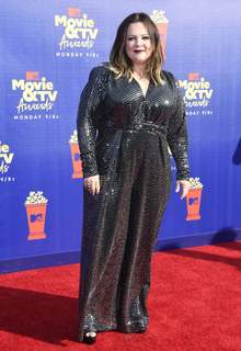 Melissa McCarthy feet photo thumbnail