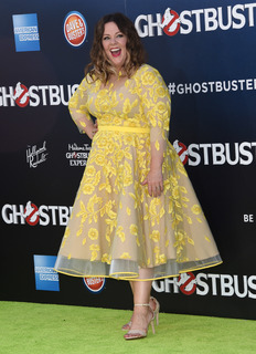 Melissa McCarthy feet photo thumbnail