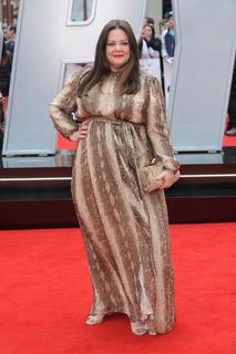 Melissa McCarthy feet photo thumbnail