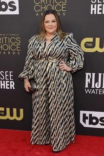 Melissa McCarthy feet photo thumbnail