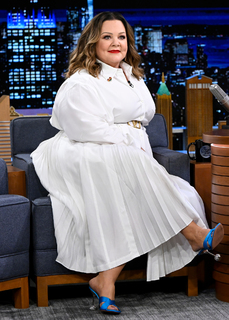 Melissa McCarthy feet photo thumbnail