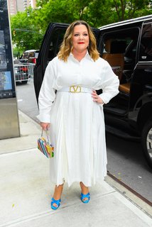 Melissa McCarthy feet photo thumbnail