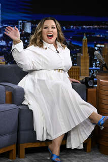 Melissa McCarthy feet photo thumbnail