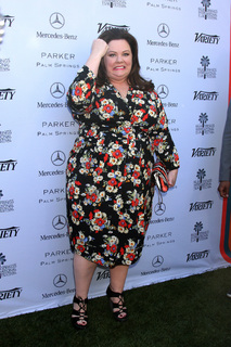 Melissa McCarthy feet photo thumbnail