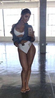 Melissa Molinaro feet photo 9