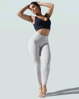 Melissa Molinaro feet photo 7