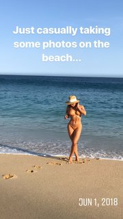Melissa Molinaro feet photo 19