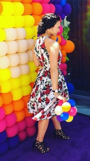 Melissa O'Neil feet photo thumbnail
