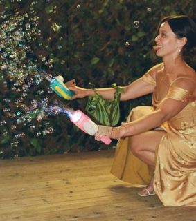 Melissa O'Neil feet photo thumbnail