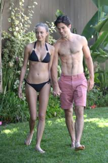 Melissa Ordway feet photo thumbnail