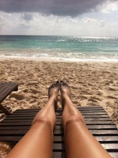 Melissa Ordway feet photo thumbnail