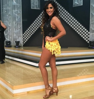 Melissa Paredes feet photo 6