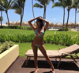 Melissa Paredes feet photo 4