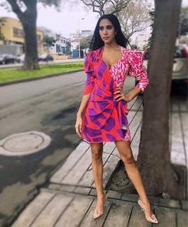 Melissa Paredes feet photo 17