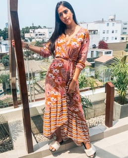 Melissa Paredes feet photo 1