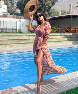 Melissa Paredes feet photo 8