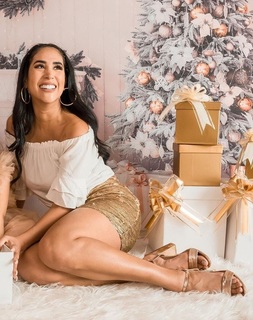 Melissa Paredes feet photo 11