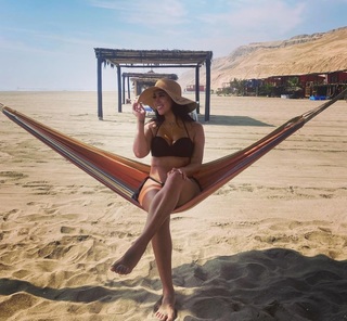 Melissa Paredes feet photo 10