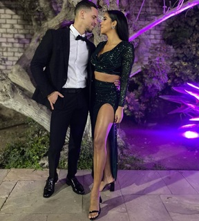 Melissa Paredes feet photo 7