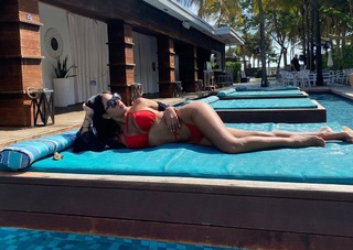 Melissa Paredes feet photo 7