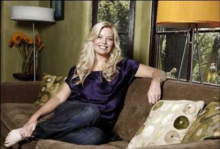 Melissa Peterman feet photo 1