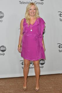 Melissa Peterman feet photo 20