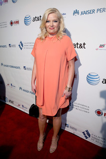 Melissa Peterman feet photo 2