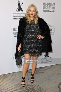 Melissa Peterman feet photo 5