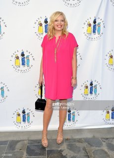 Melissa Peterman feet photo 2