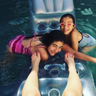 Melissa Quiñonez feet photo 2