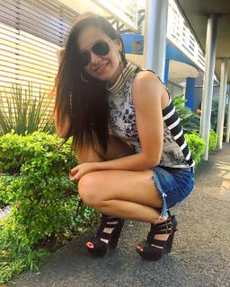 Melissa Quiñonez feet photo 4