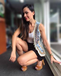 Melissa Quiñonez feet photo 10