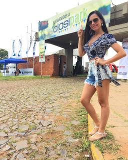 Melissa Quiñonez feet photo 16