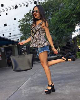 Melissa Quiñonez feet photo 16