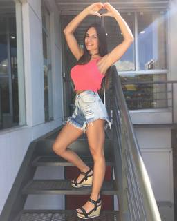 Melissa Quiñonez feet photo 15