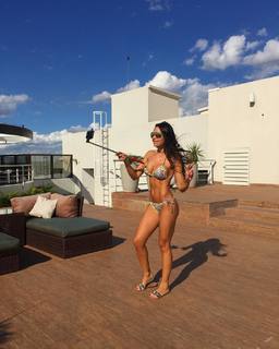 Melissa Quiñonez feet photo 11